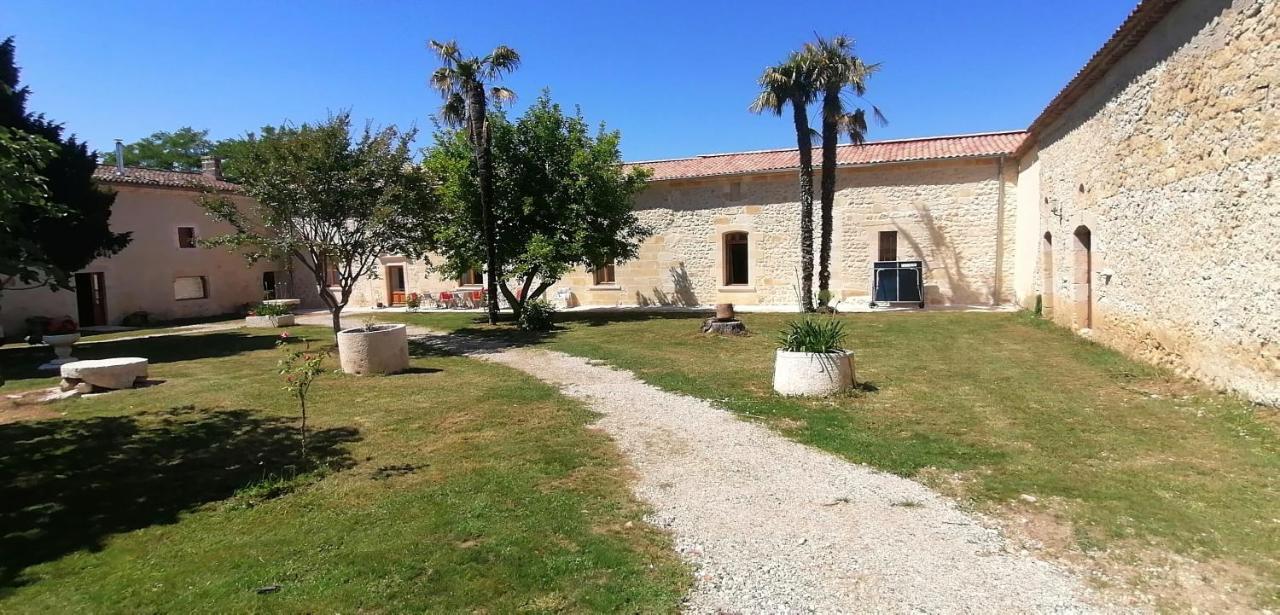 Domaine De Gaia, Piscine, Petanque, Ping Pong, Proche Saint-Emilion Guillac (Gironde) Exterior foto