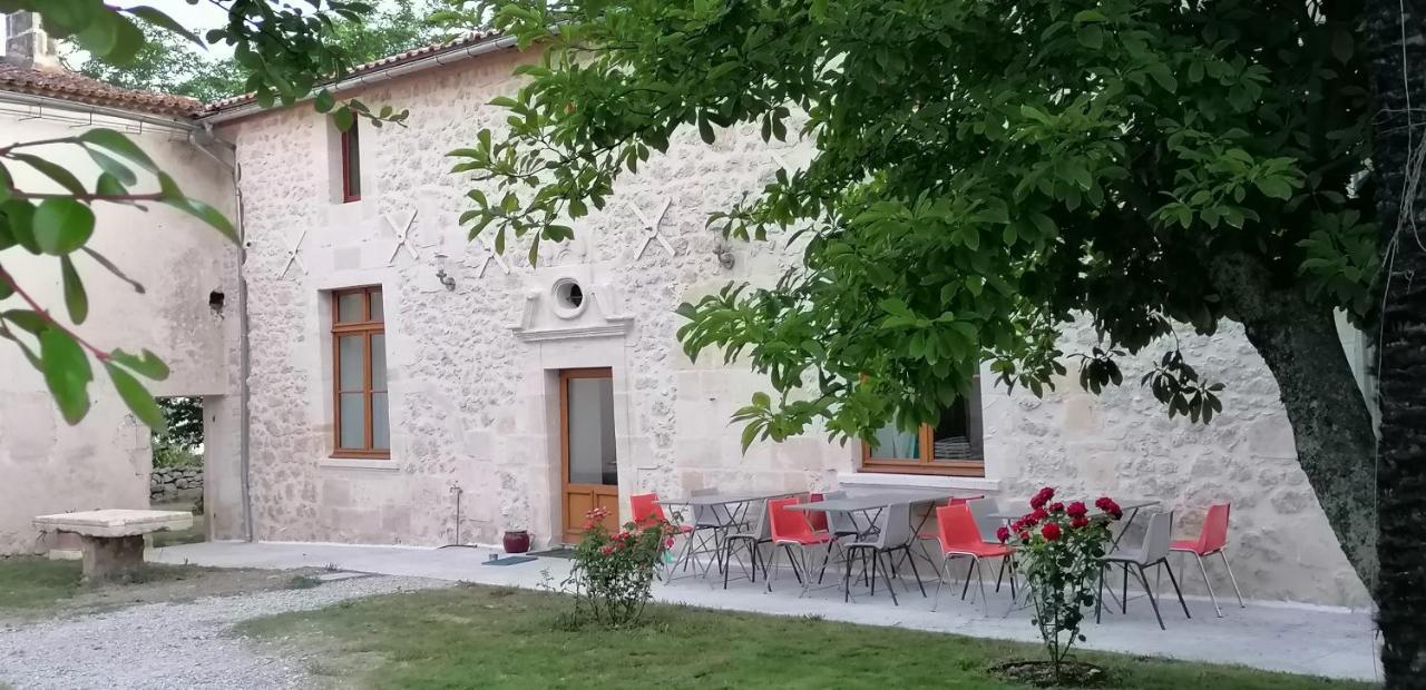 Domaine De Gaia, Piscine, Petanque, Ping Pong, Proche Saint-Emilion Guillac (Gironde) Exterior foto